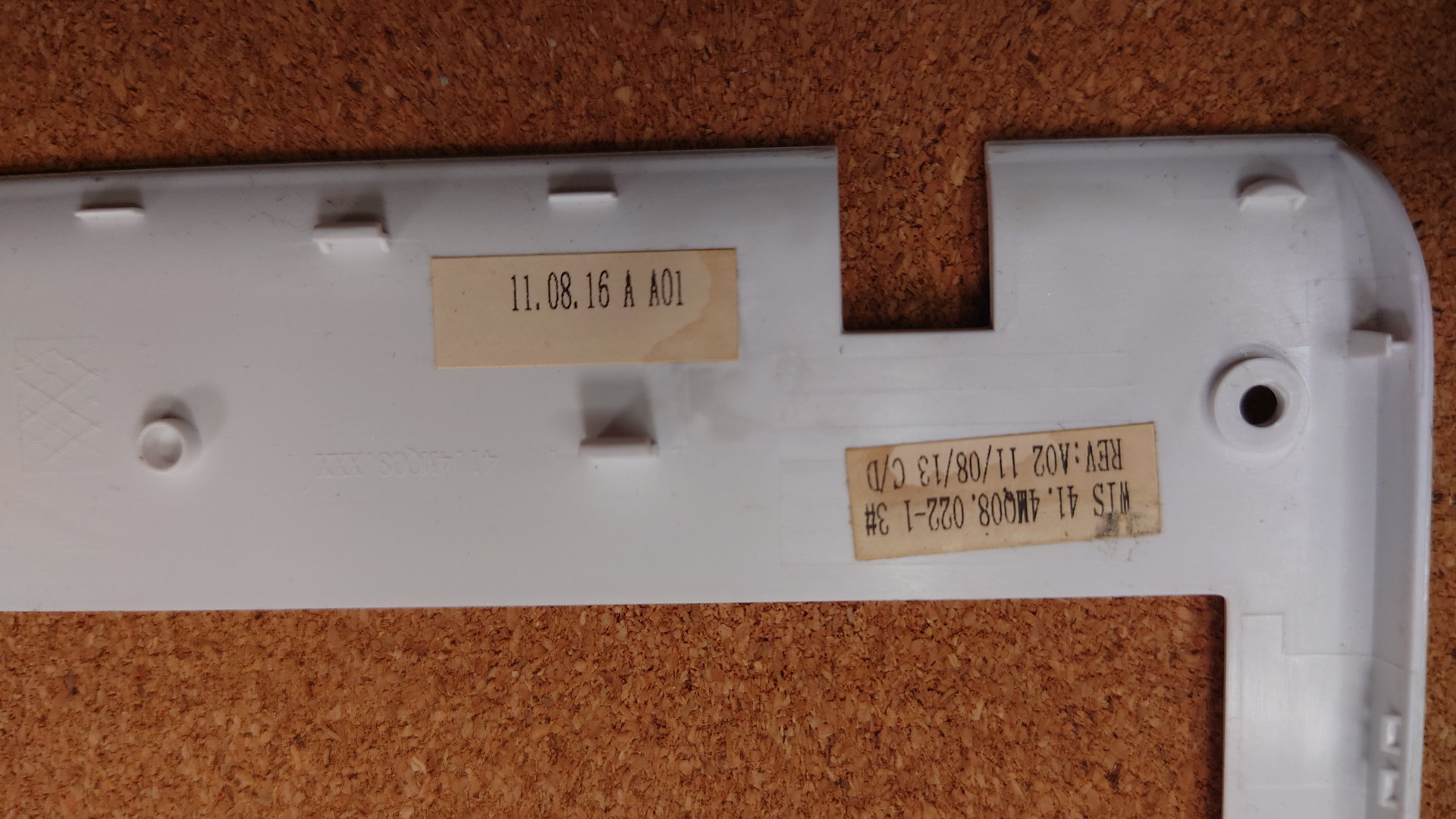 SONY VAIO PCG-71B11N LCD_Bezel (型番・仕様) 写真4