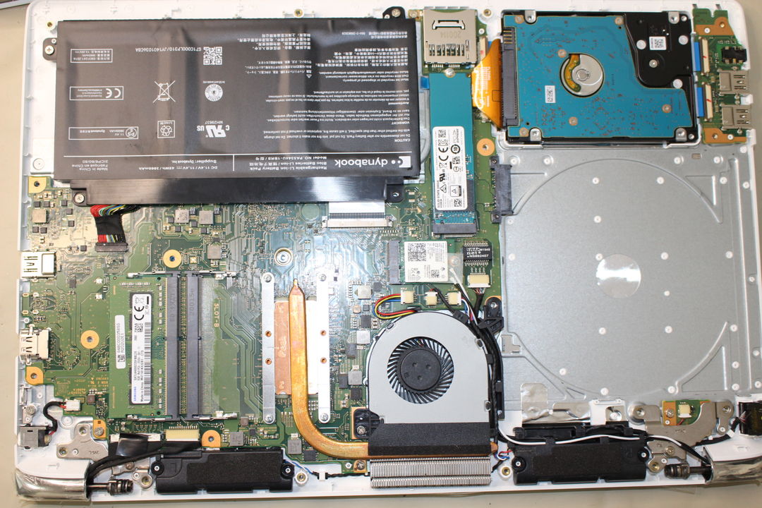 実機で確認した SSD の写真 2