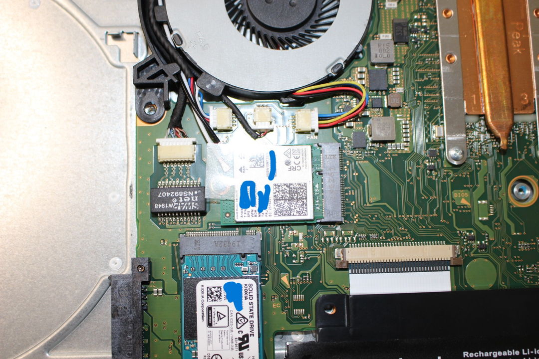実機で確認した Wi-Fiカード(無線LANカード) の写真 3