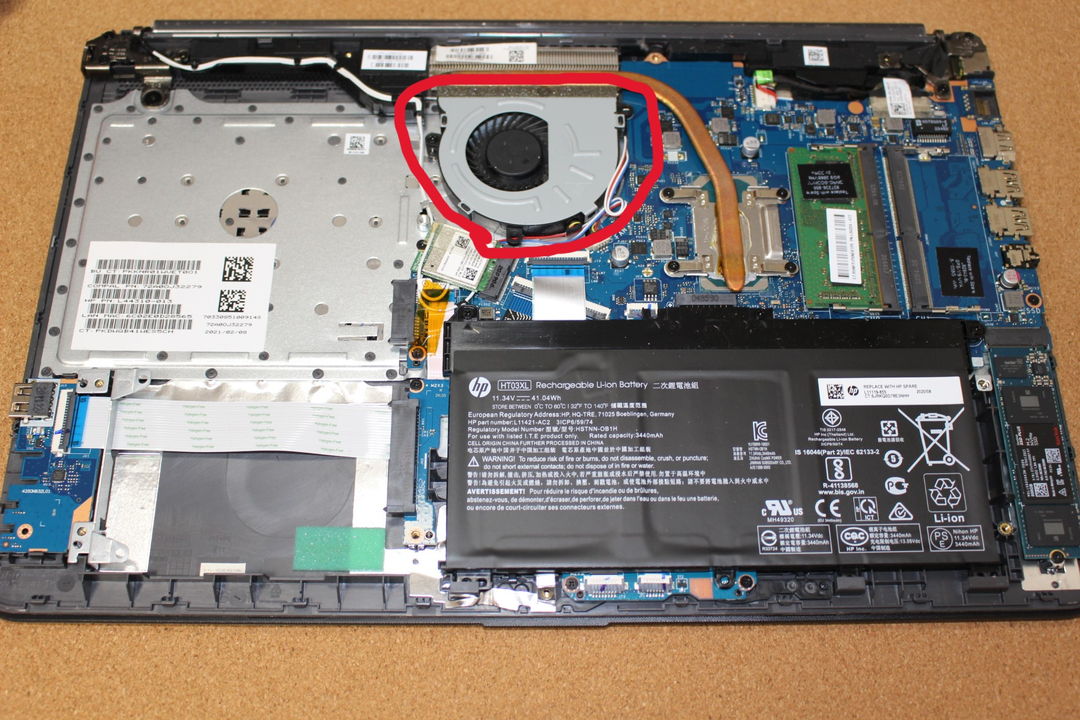 HP 250 G7 （1K4B4AV）に搭載されていたCPUファン（冷却ファン）