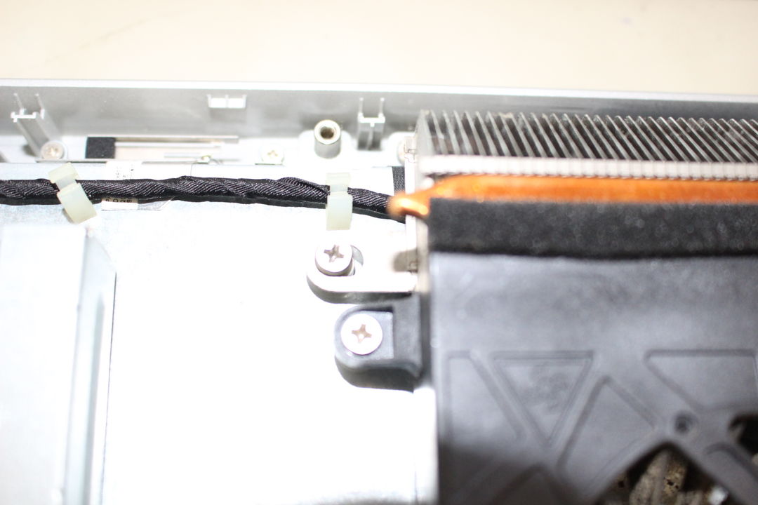 実機で確認した ヒートシンク(放熱部品) の写真 3