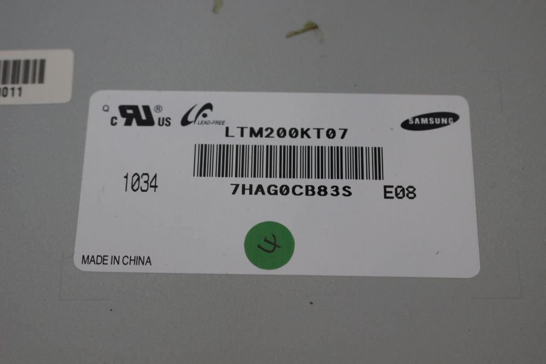 液晶パネルの当た番はLTM200KT07でした。
