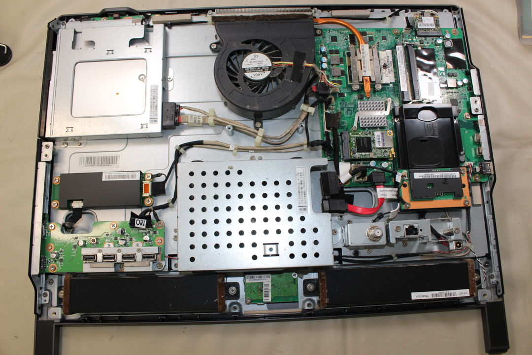 NEC VN370/CS1JB(PC-VN370CS1JB)に搭載されていたスタンド・台座のother写真