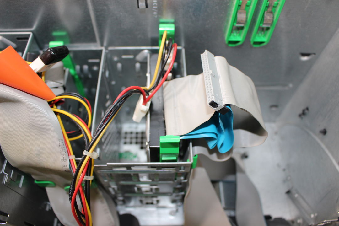 DELL DIMENSION 8250 修理よりデータ救出を優先したいの故障切り分け写真 3枚目