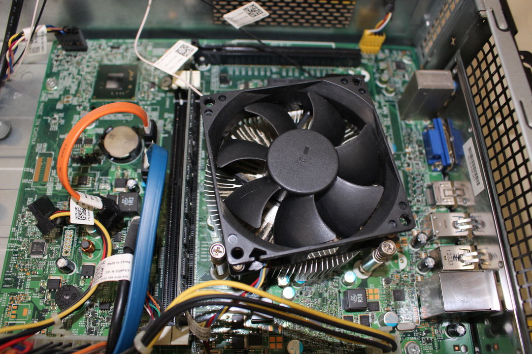DELL Inspiron 660SのCPU冷却ファン