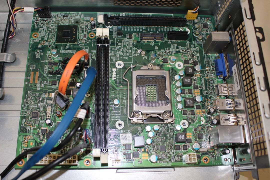 DELL Inspiron 660Sのマザーボード