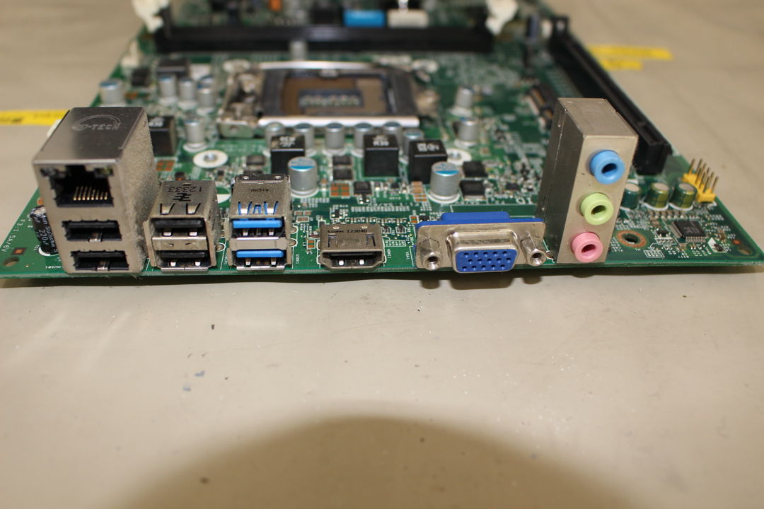 DELL Inspiron 660S マザーボードの取り外し・確認写真 7枚目