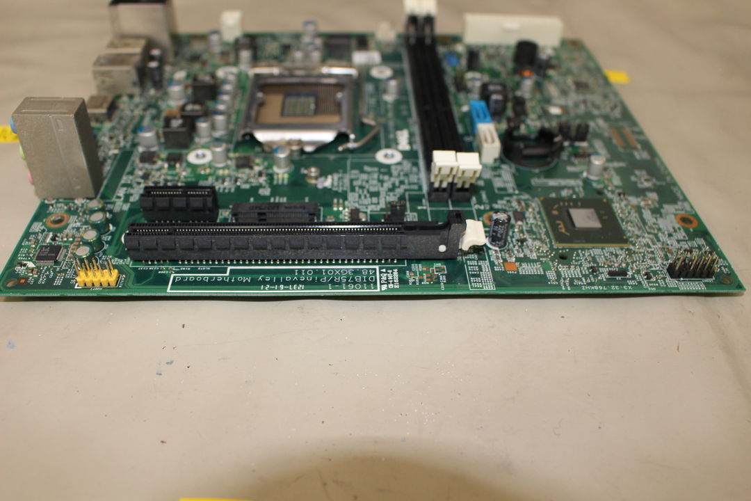 DELL Inspiron 660S マザーボードの取り外し・確認写真 8枚目