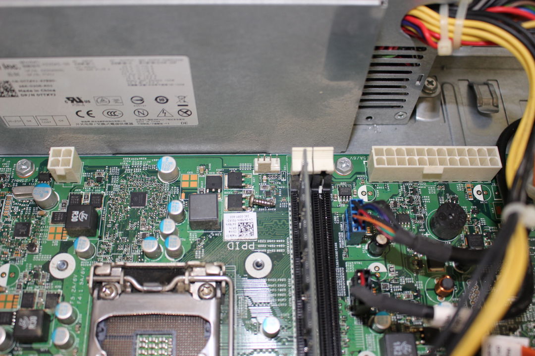 DELL Inspiron 660S 電源ユニットの取り外し・確認写真 6枚目