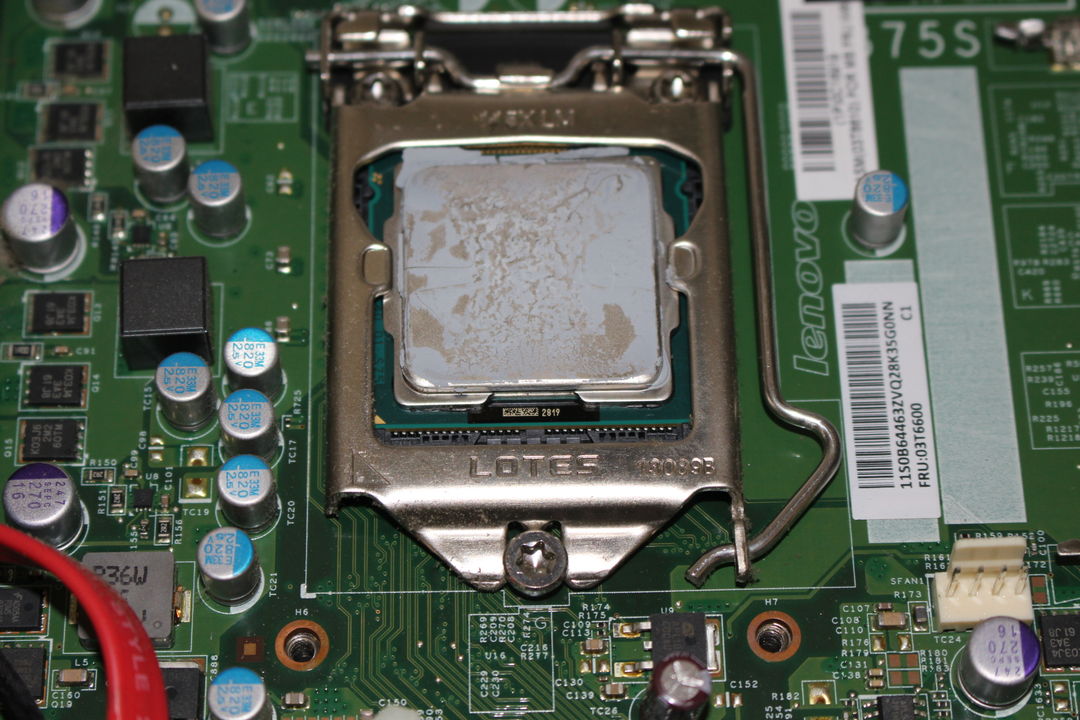 Lenovo ThinkCentre Edge 92zのCPU