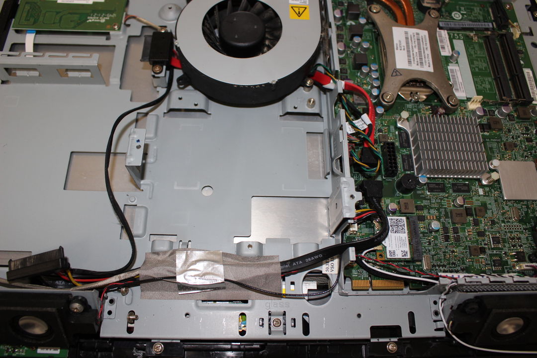 Lenovo ThinkCentre Edge 92zに搭載されていた電源ユニットのother写真